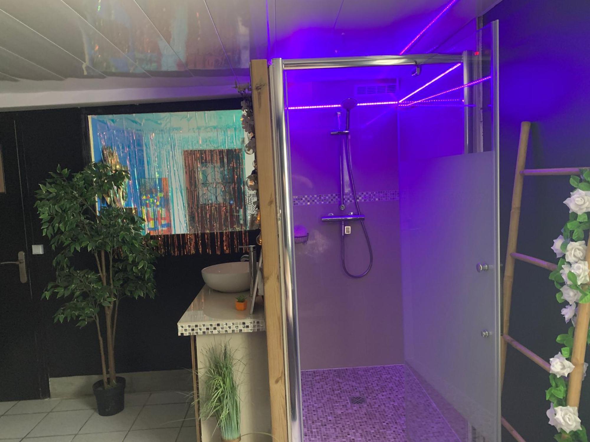 Suite Romantique Jacuzzi Gagny Exterior photo