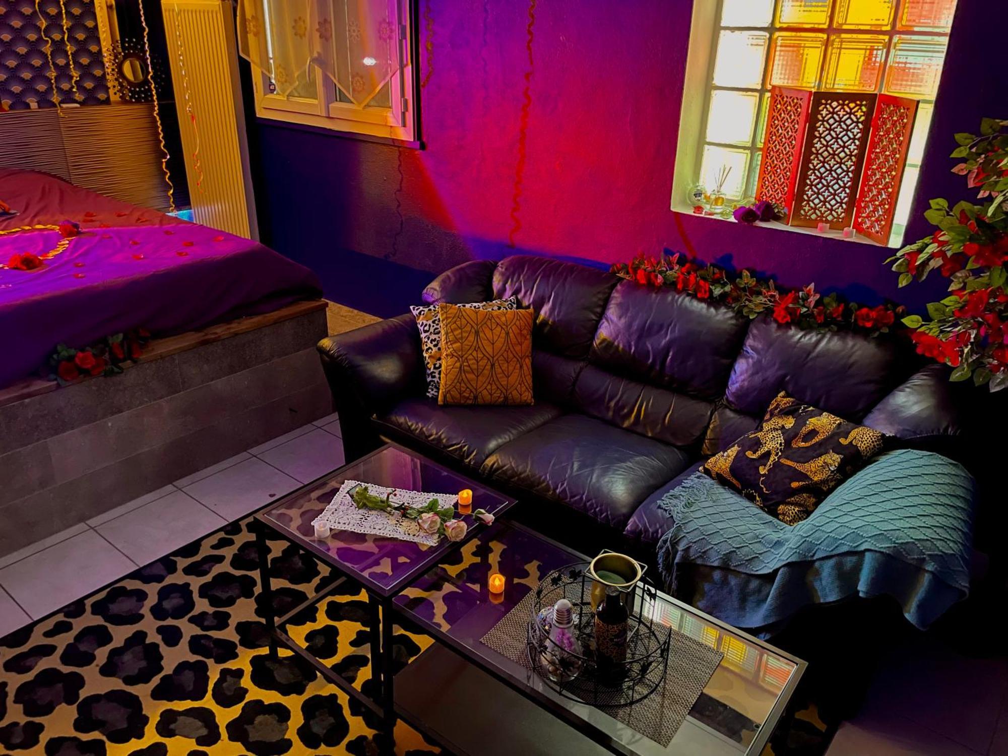 Suite Romantique Jacuzzi Gagny Exterior photo
